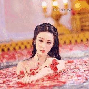 “一万暴击！”背后的游戏机制与行业趋势深度分析